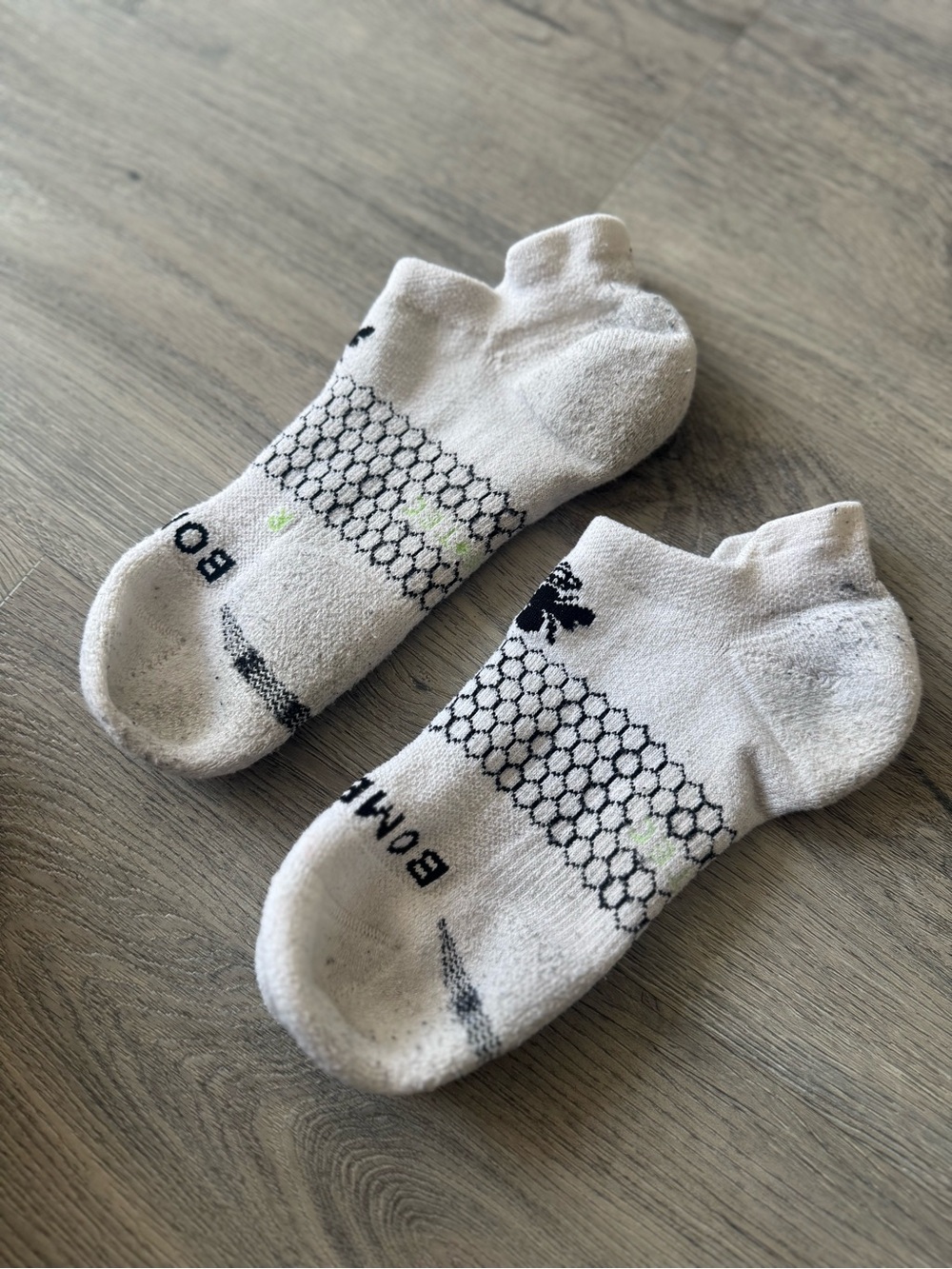 Bombas Athletic Low Socks (White) - Picture 3 of 4